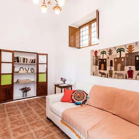 Rosa Ibiza, Private Pool, 10 Minutes From The Villa *