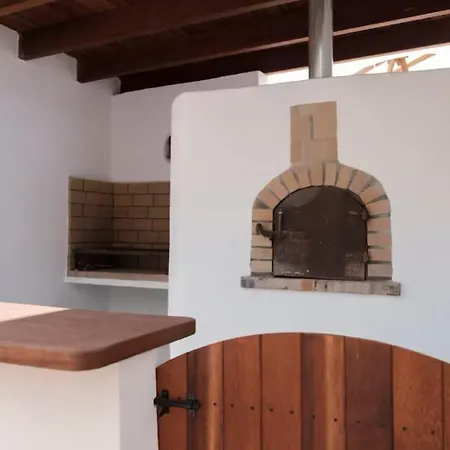 Villa Rosa Ibiza, Private Pool, 10 Minutes From The *