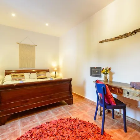 Rosa Ibiza, Private Pool, 10 Minutes From The Villa