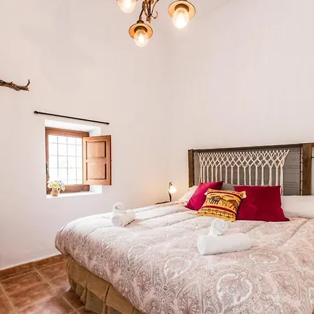 Rosa Ibiza, Private Pool, 10 Minutes From The *